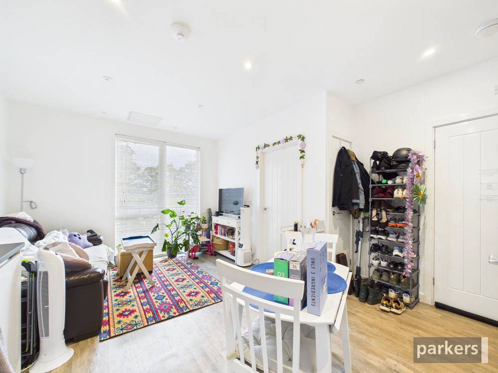 1 bedroom Flat for sale in Reading, Berkshire