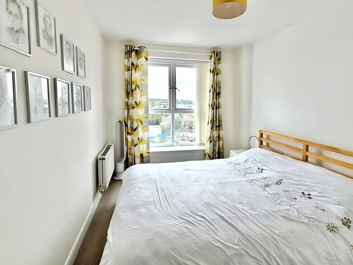 2 bedroom Flat for sale in Reading, Berkshire