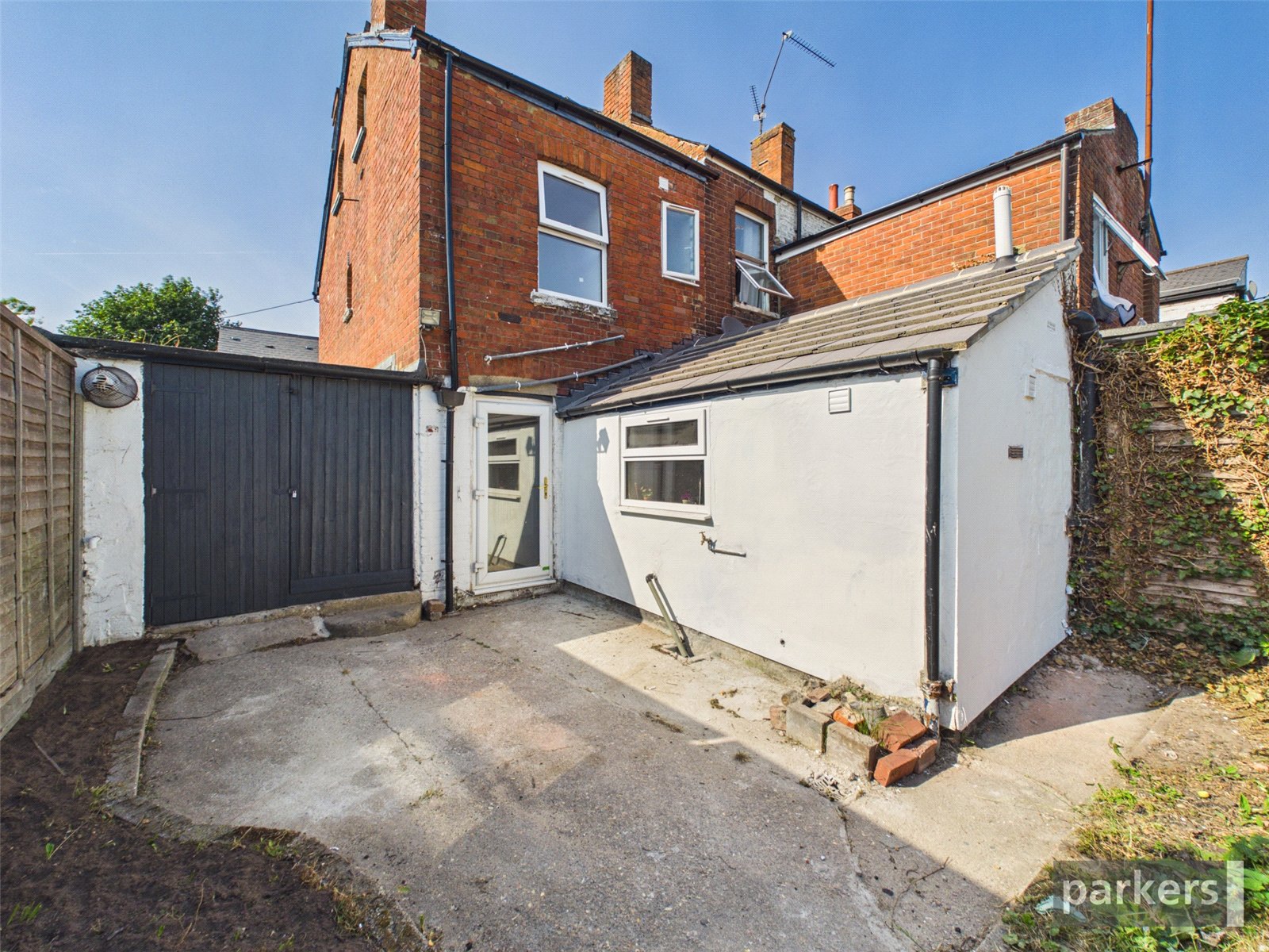 3 bedroom House for sale in Reading, Berkshire
