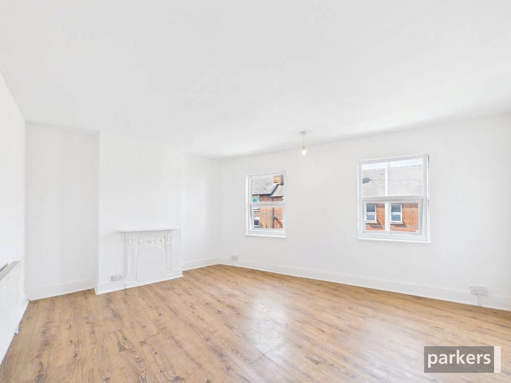 3 bedroom House for sale in Reading, Berkshire