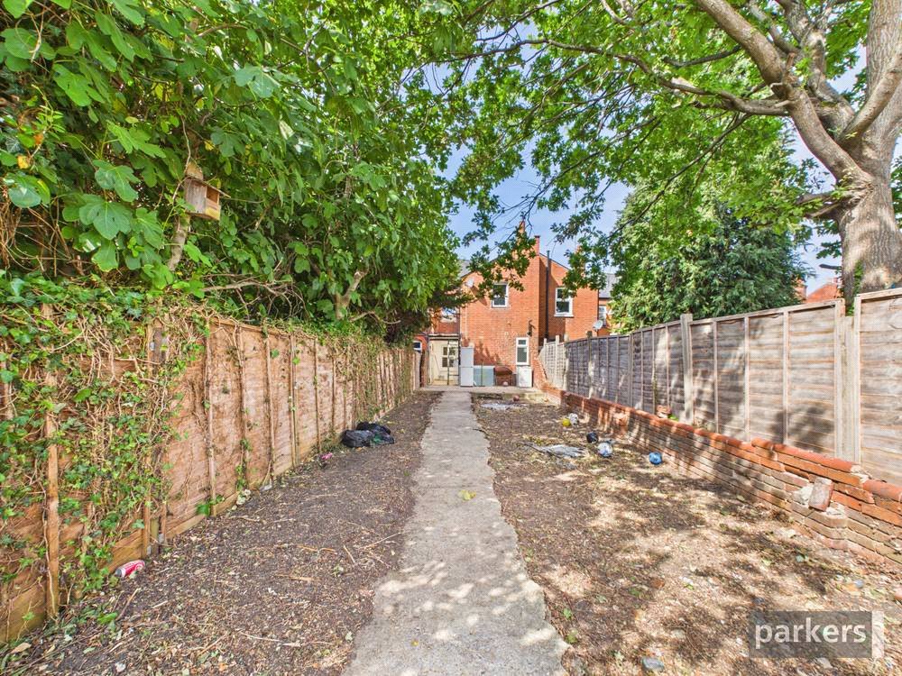 3 bedroom House for sale in Reading, Berkshire