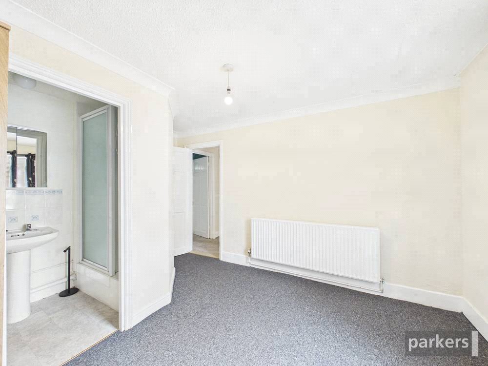 1 bedroom Flat for sale in Reading, Berkshire