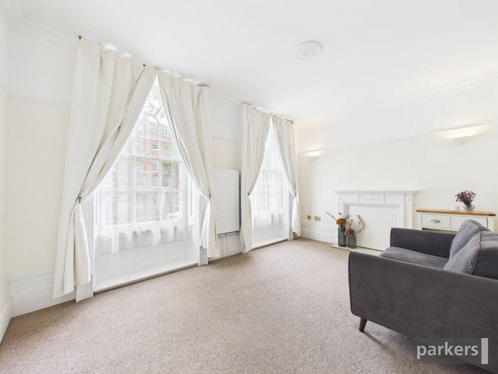 1 bedroom Flat for sale in London Road, Reading, Berkshire