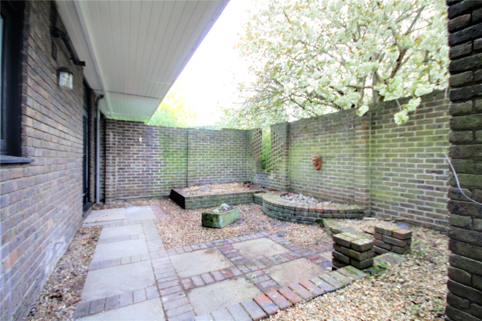 2 bedroom Flat for sale in Reading, Berkshire