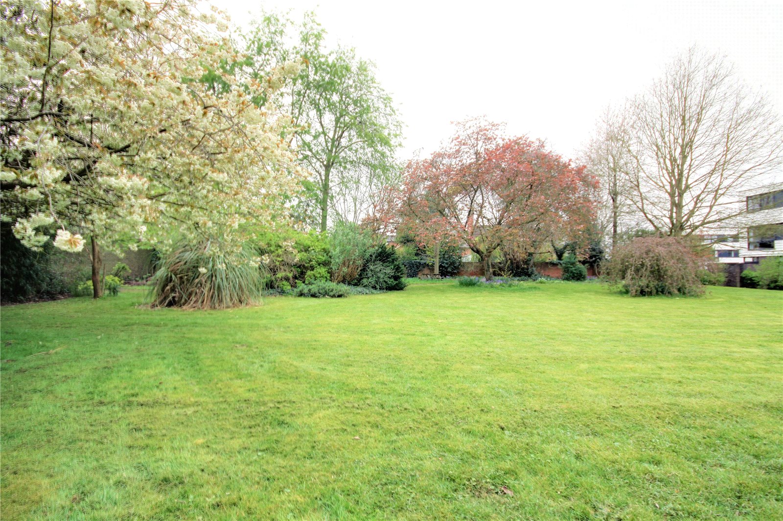 2 bedroom Flat for sale in Reading, Berkshire