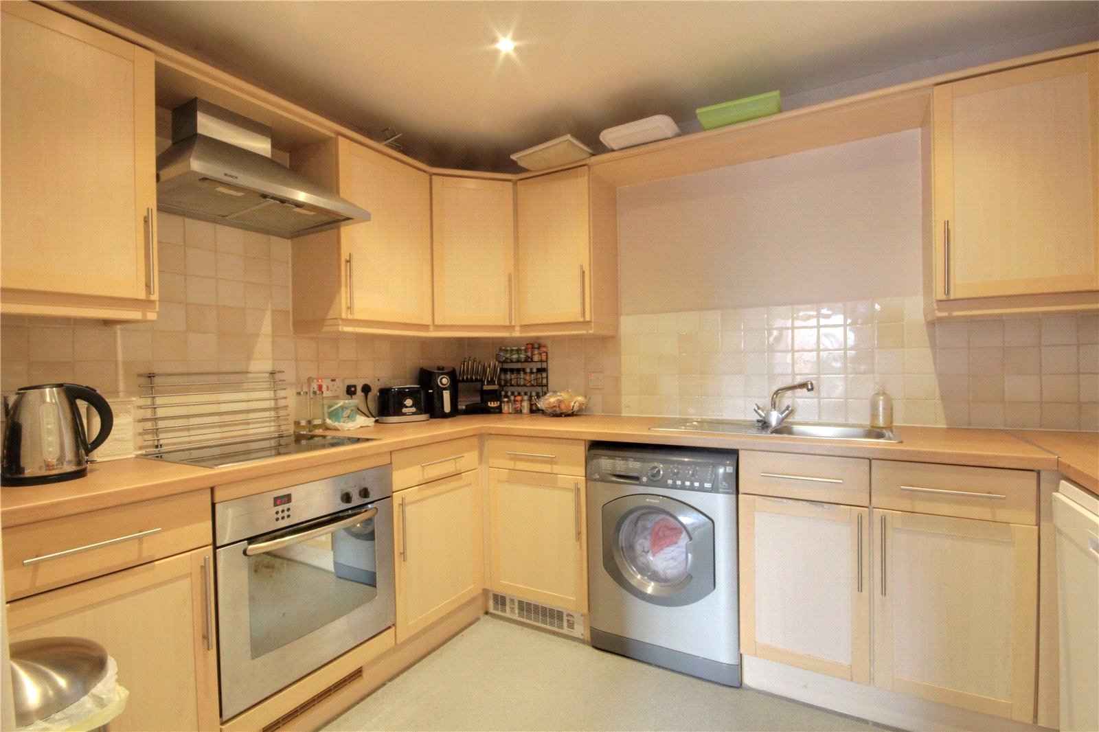 2 bedroom Flat for sale in Reading, Berkshire