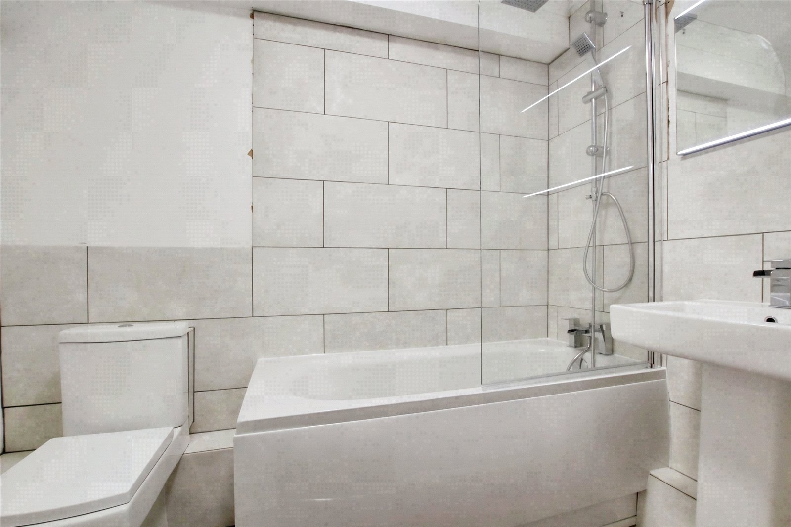 1 bedroom Flat to let in Dale Road, Reading, Berkshire