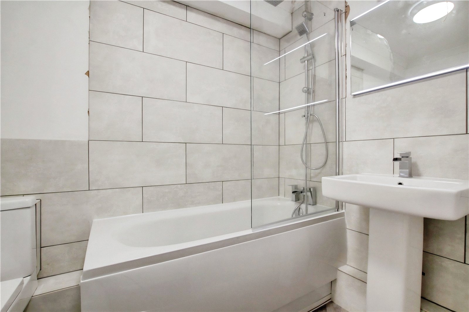 1 bedroom Flat to let in Dale Road, Reading, Berkshire