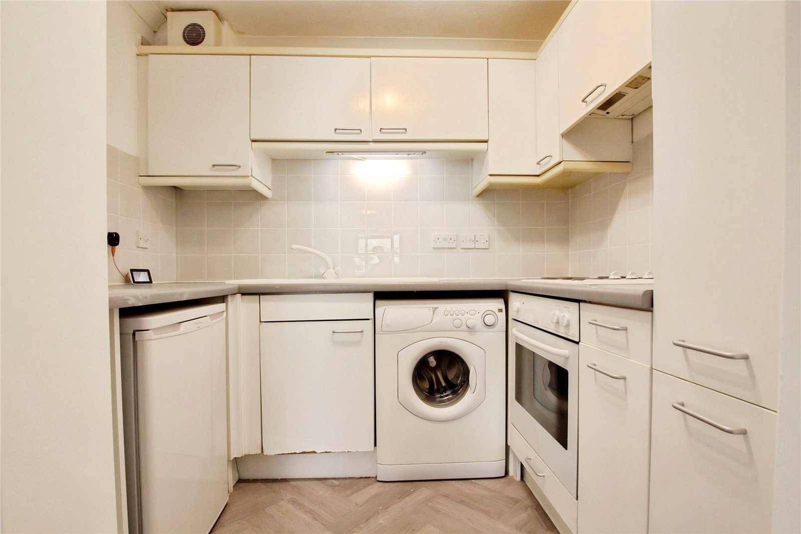 1 bedroom Flat to let in Dale Road, Reading, Berkshire