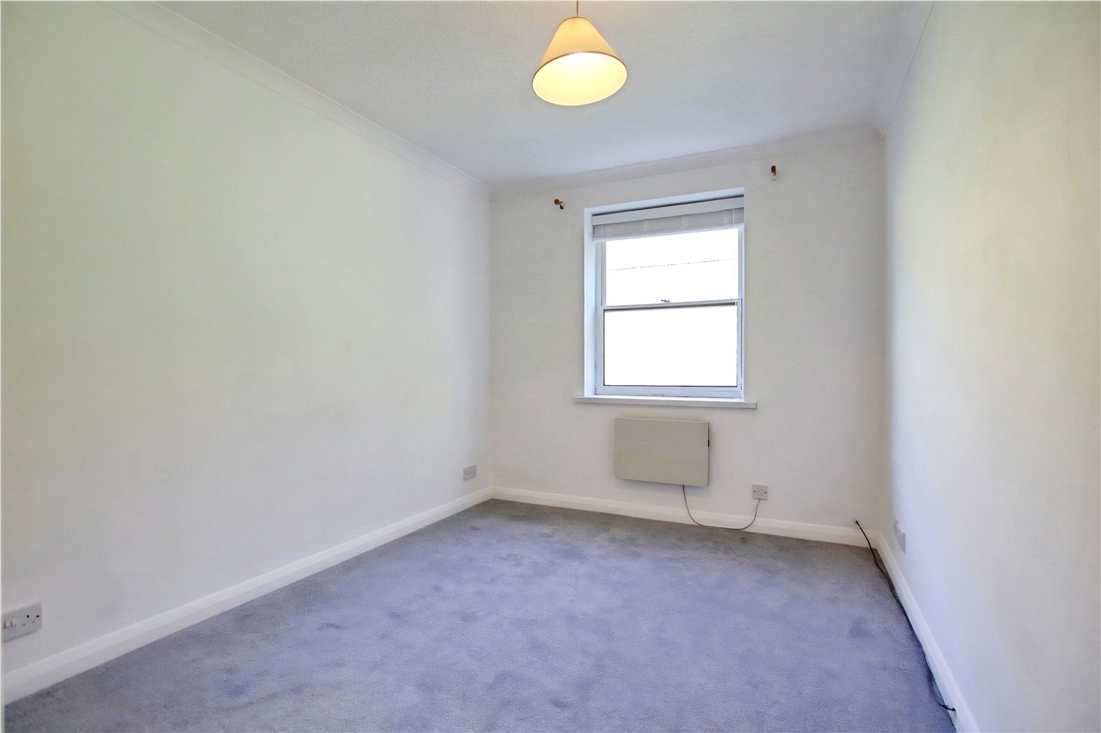 1 bedroom Flat to let in Dale Road, Reading, Berkshire