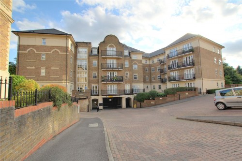 Carmelite Drive, Reading, Berkshire