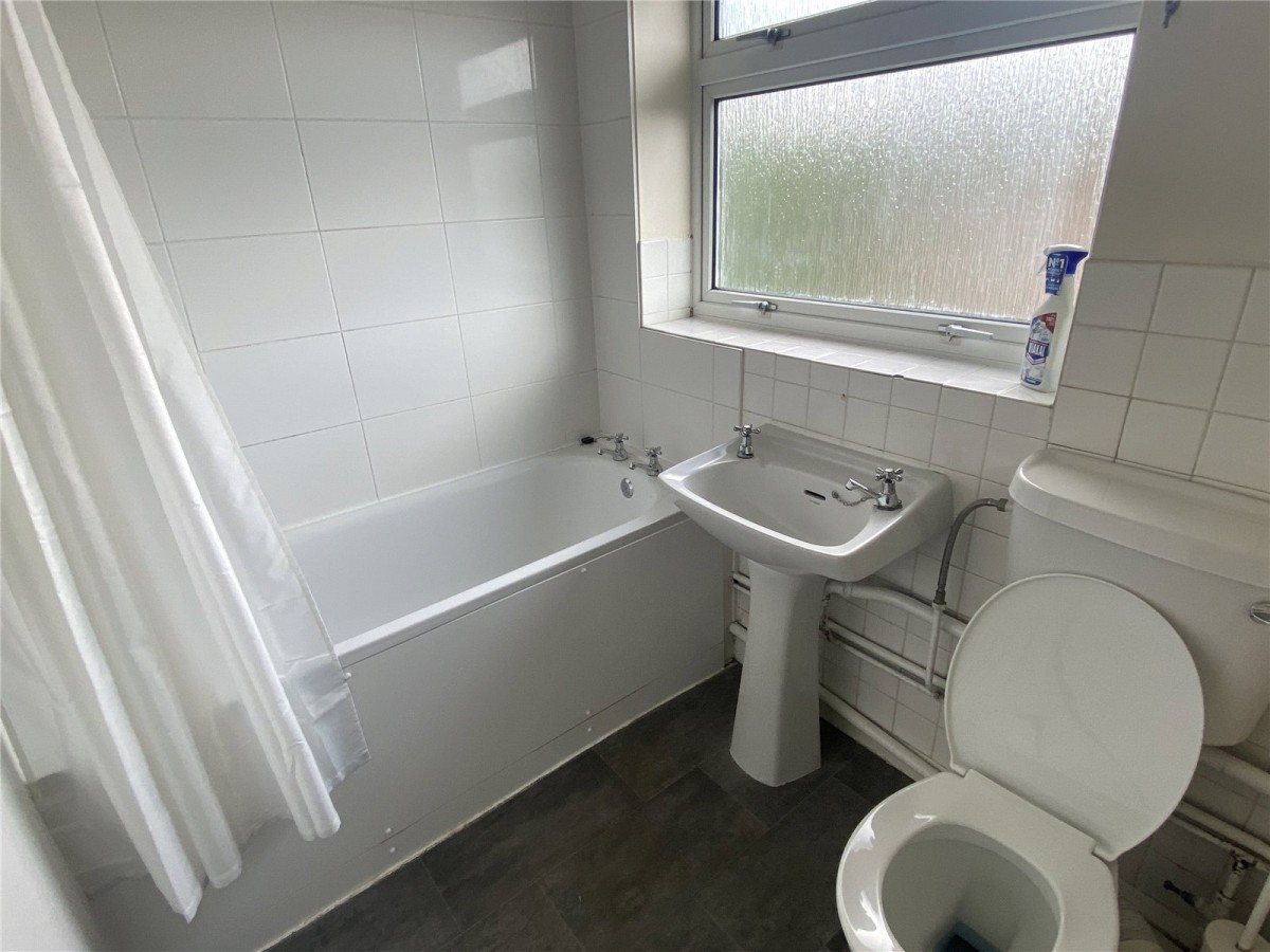 Bath Road, Reading, Berkshire