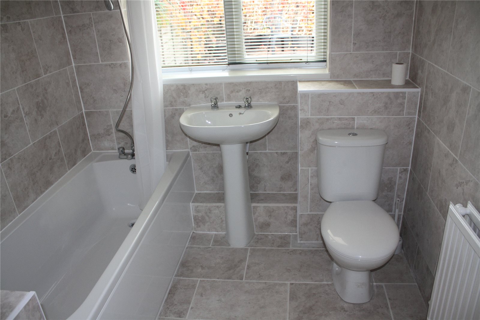 2 bedroom House to let in Reading, Berkshire