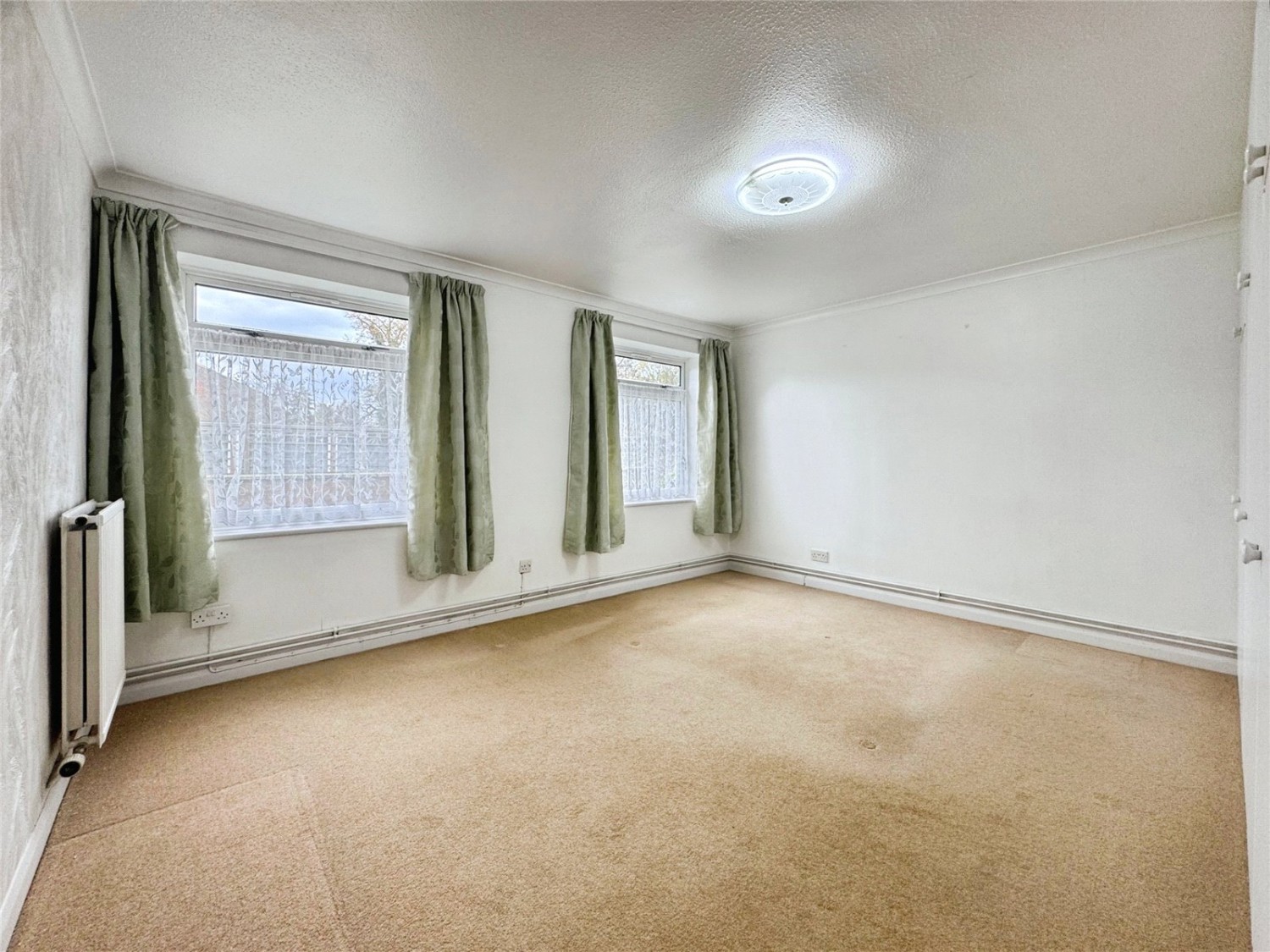 Bath Road, Reading, Berkshire