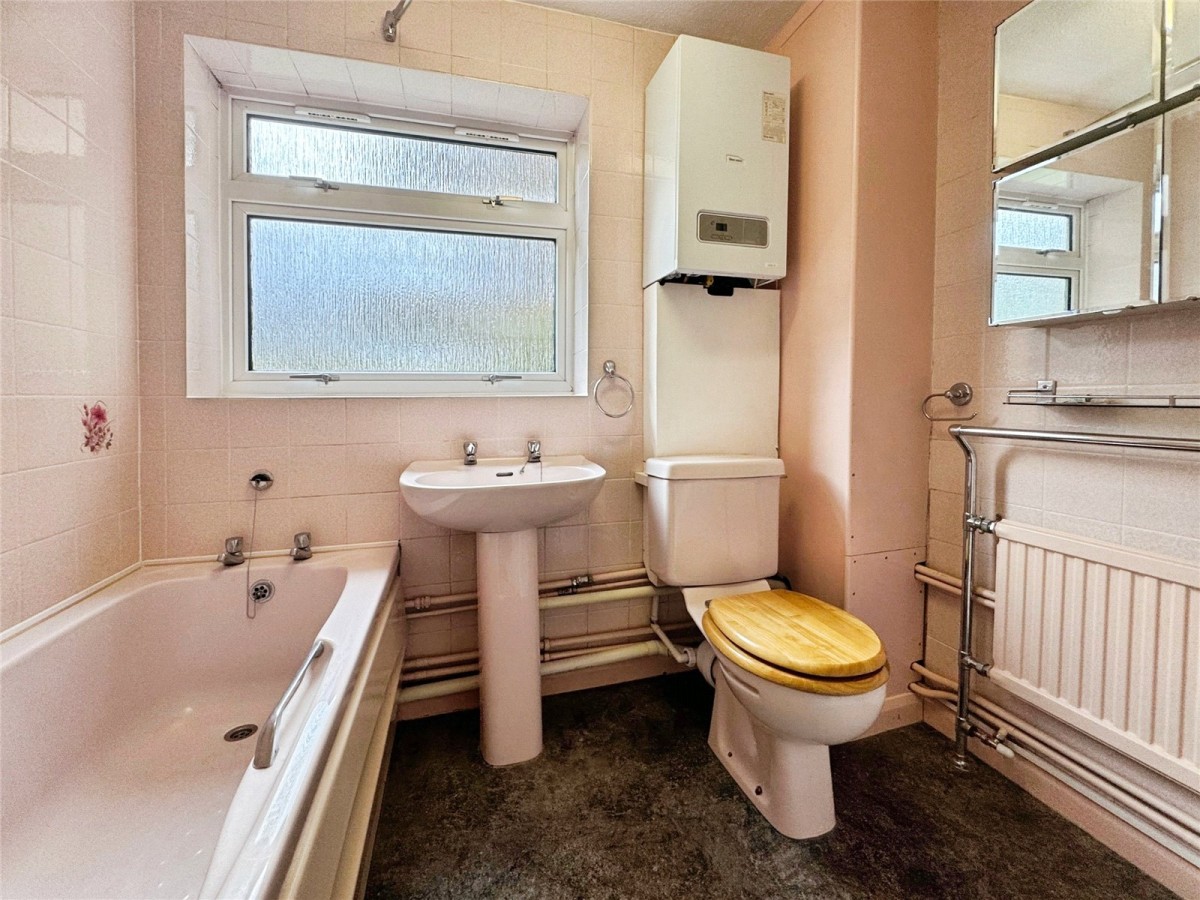 Bath Road, Reading, Berkshire