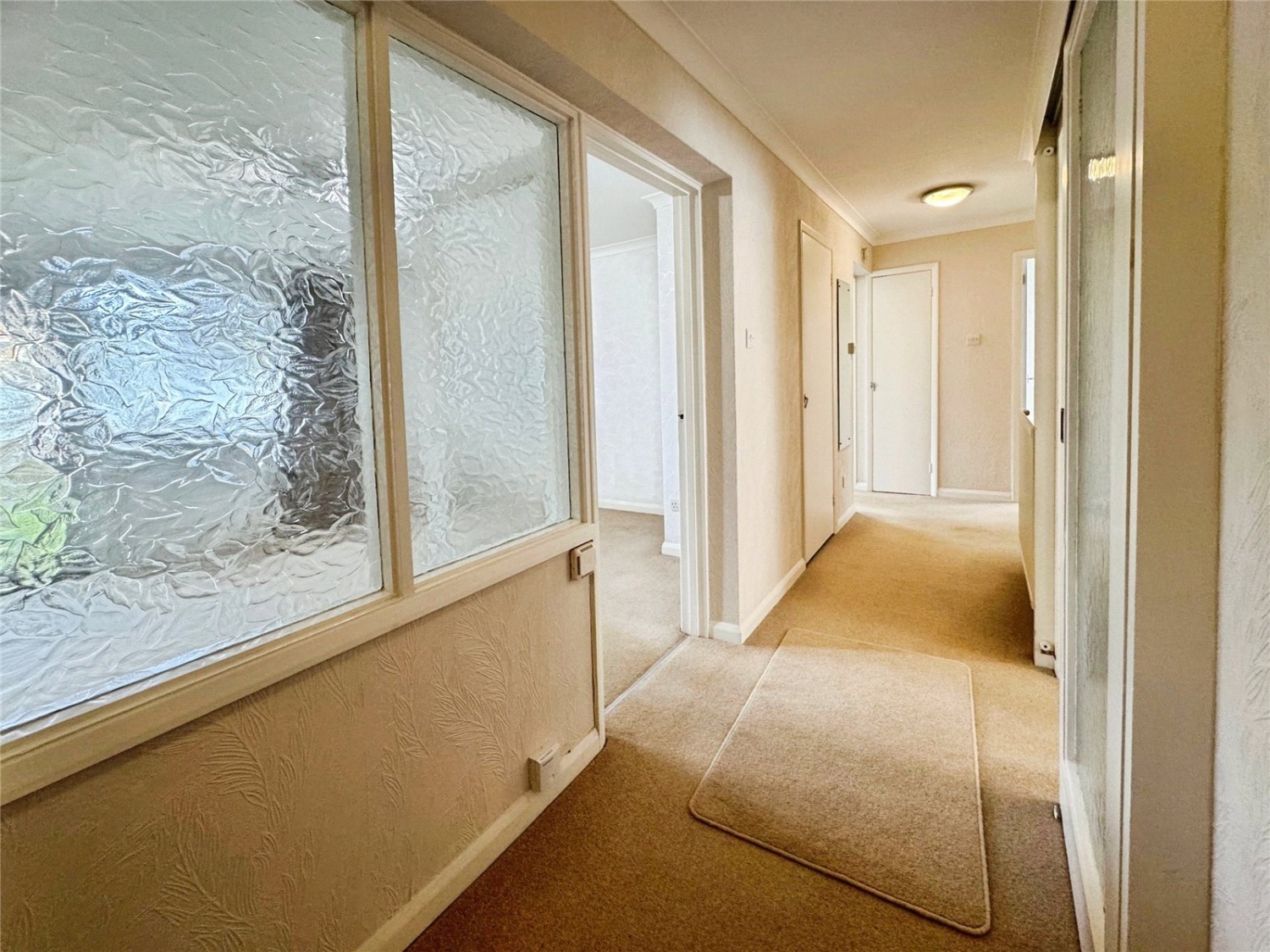 Bath Road, Reading, Berkshire