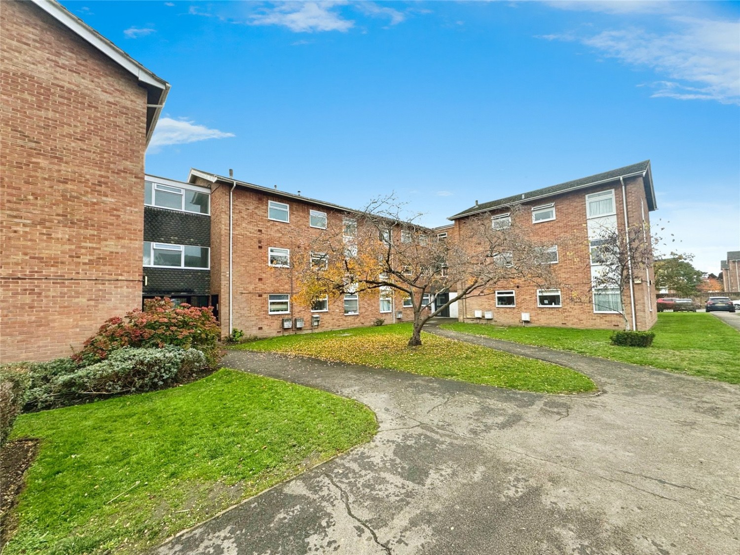 Bath Road, Reading, Berkshire