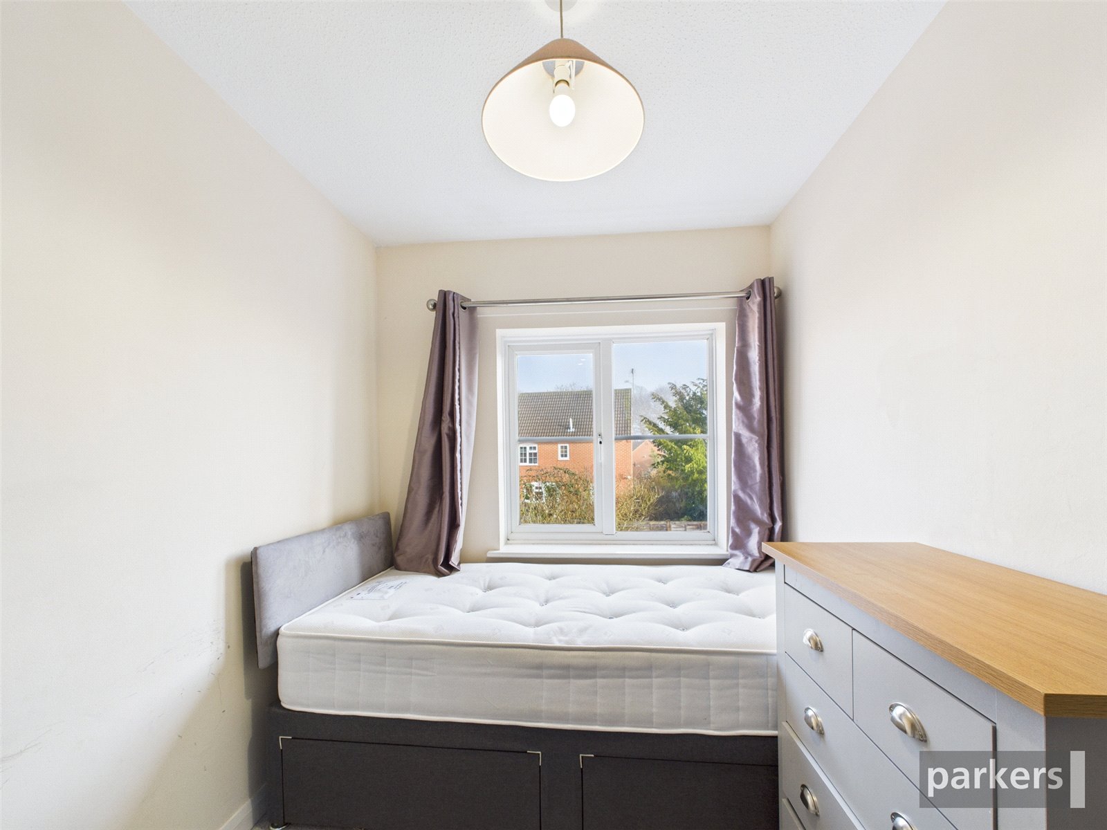 4 bedroom House to let in Lower Earley, Reading, Berkshire