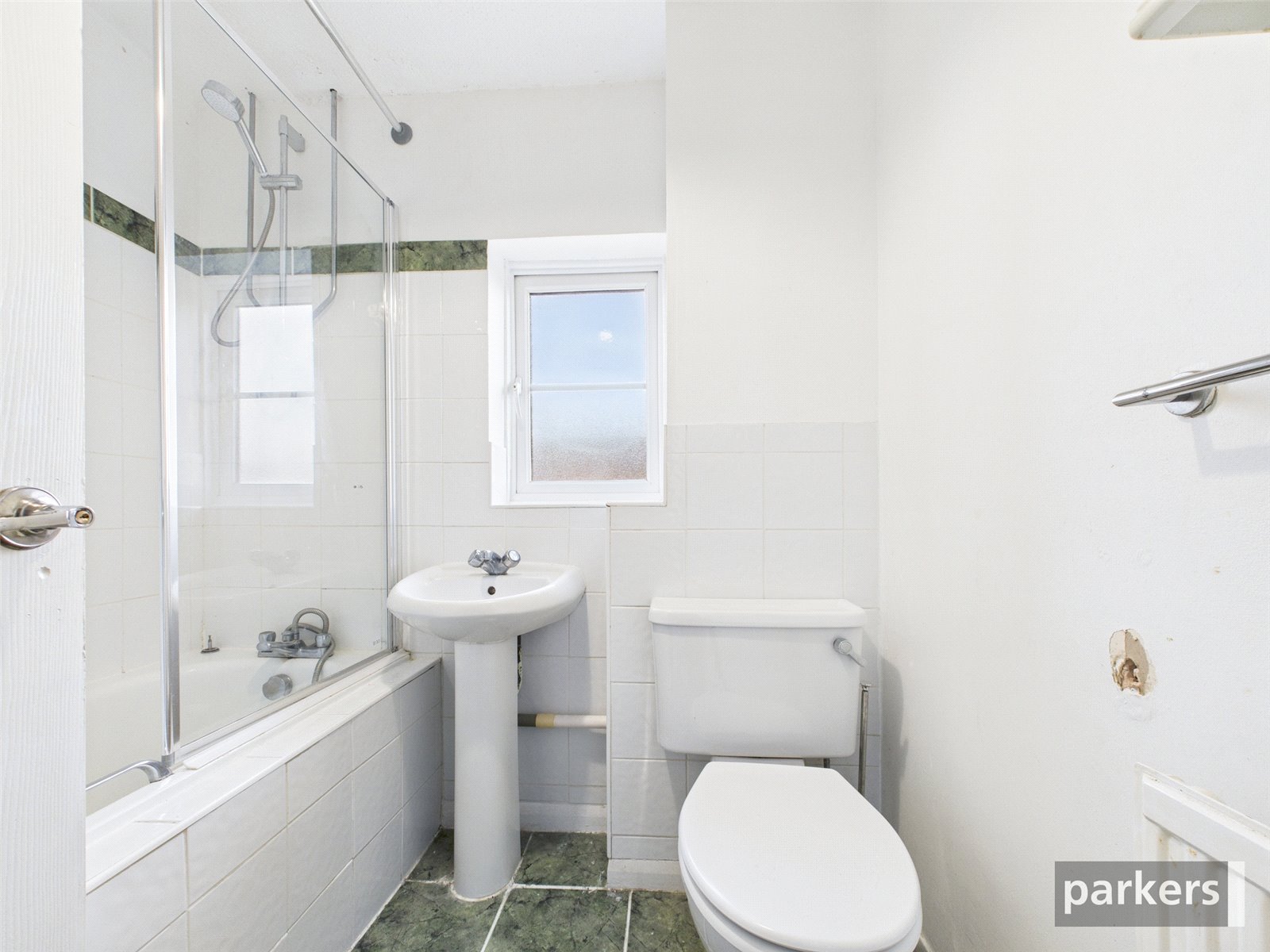 4 bedroom House to let in Lower Earley, Reading, Berkshire