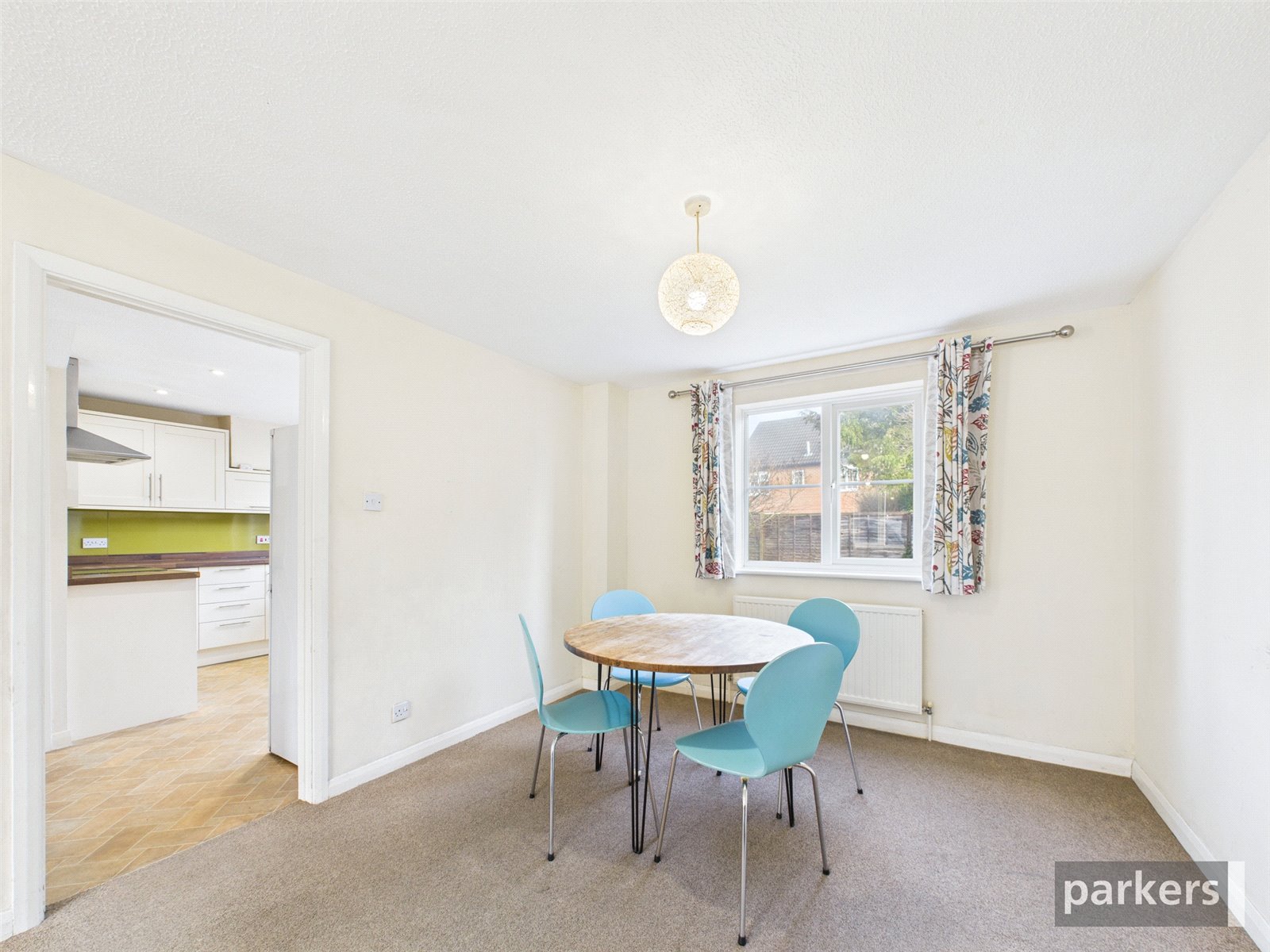 4 bedroom House to let in Lower Earley, Reading, Berkshire