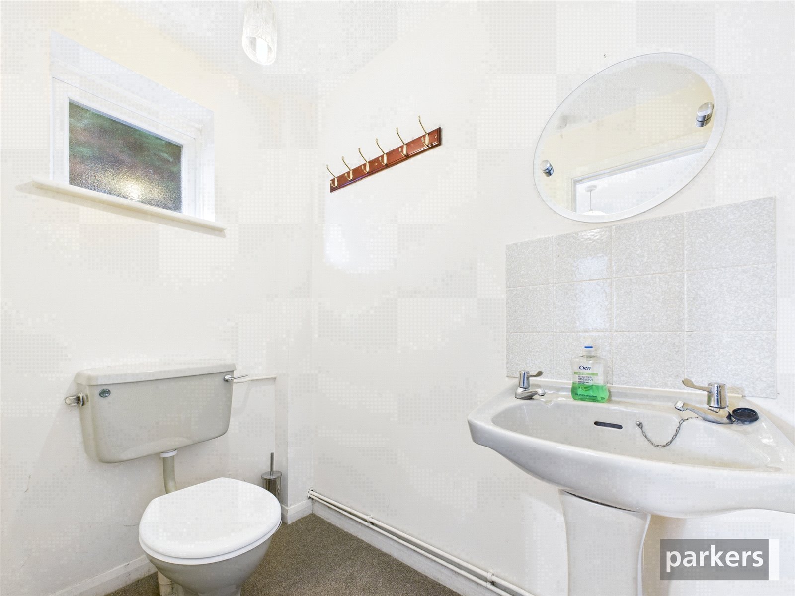 4 bedroom House to let in Lower Earley, Reading, Berkshire