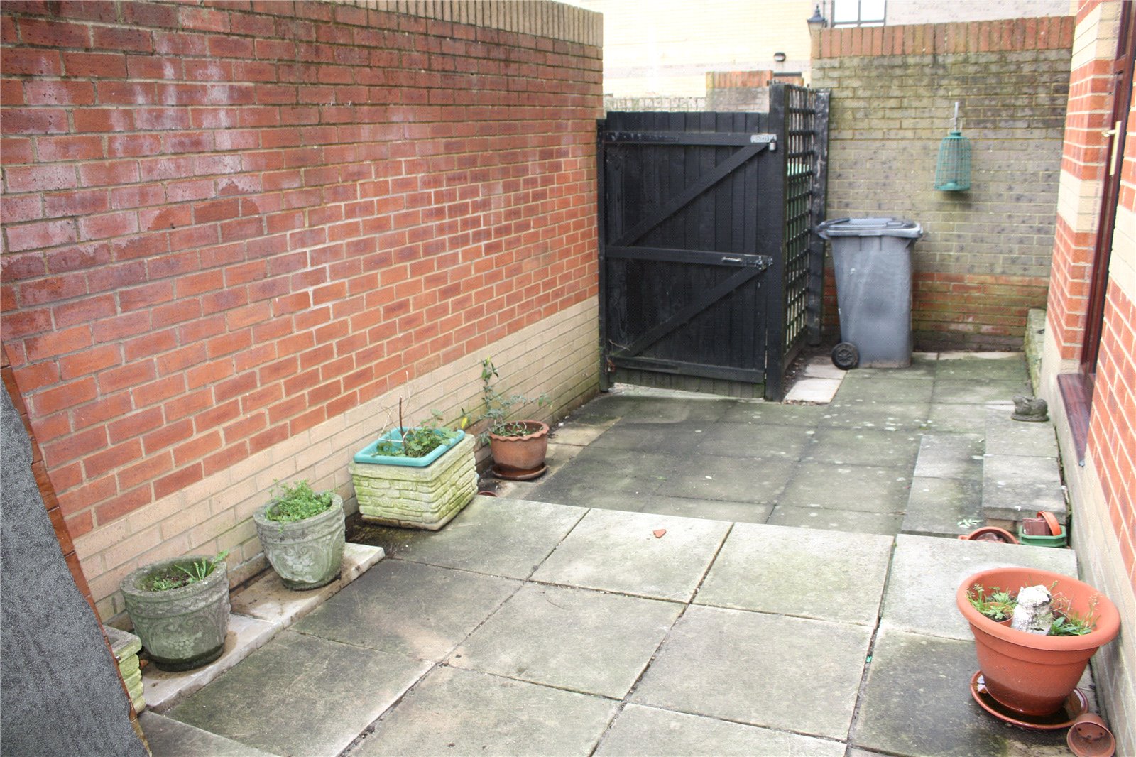2 bedroom Flat to let in Reading, Berkshire