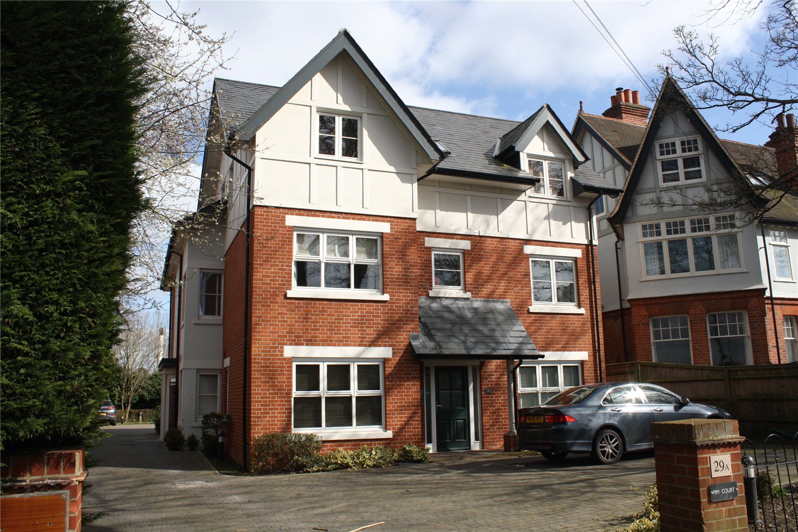 2 bedroom Flat to let in Reading, Berkshire
