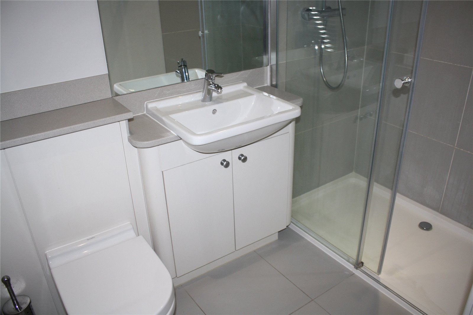 2 bedroom Flat to let in Reading, Berkshire