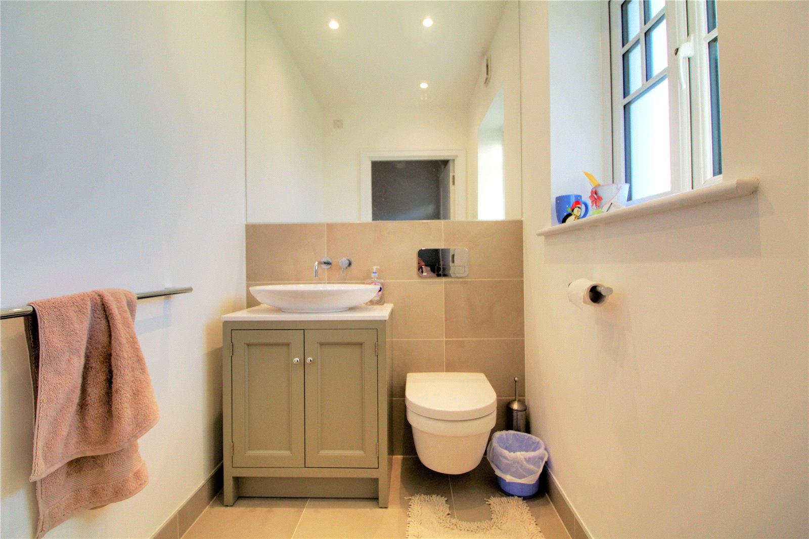 4 bedroom House to let in Reading, Berkshire