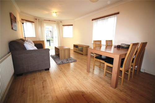 Iliffe Close, Reading, Berkshire