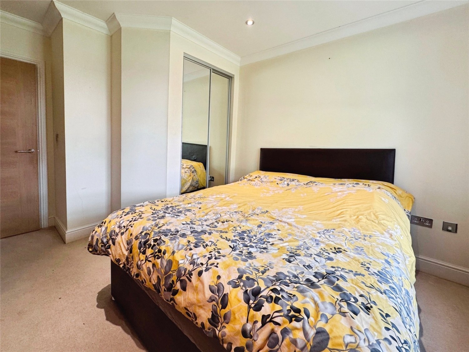 Upcross Gardens, Reading, Berkshire