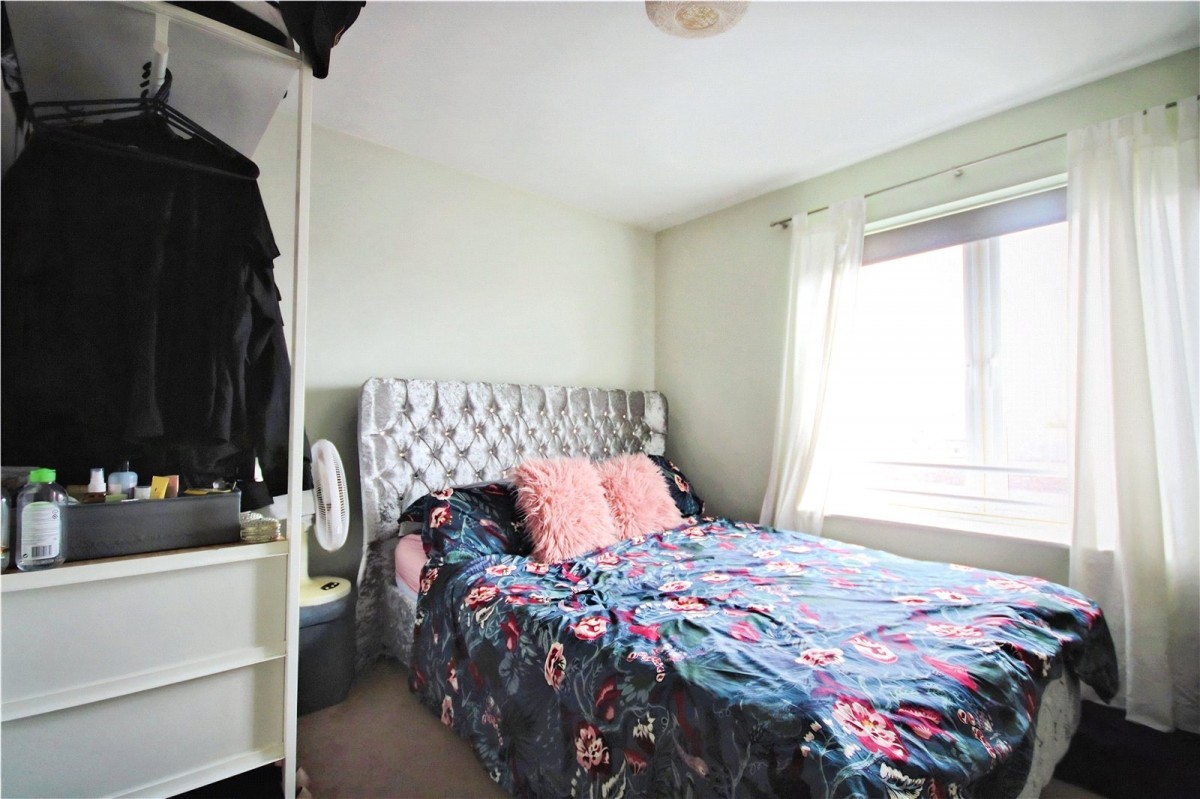 Iliffe Close, Reading, Berkshire