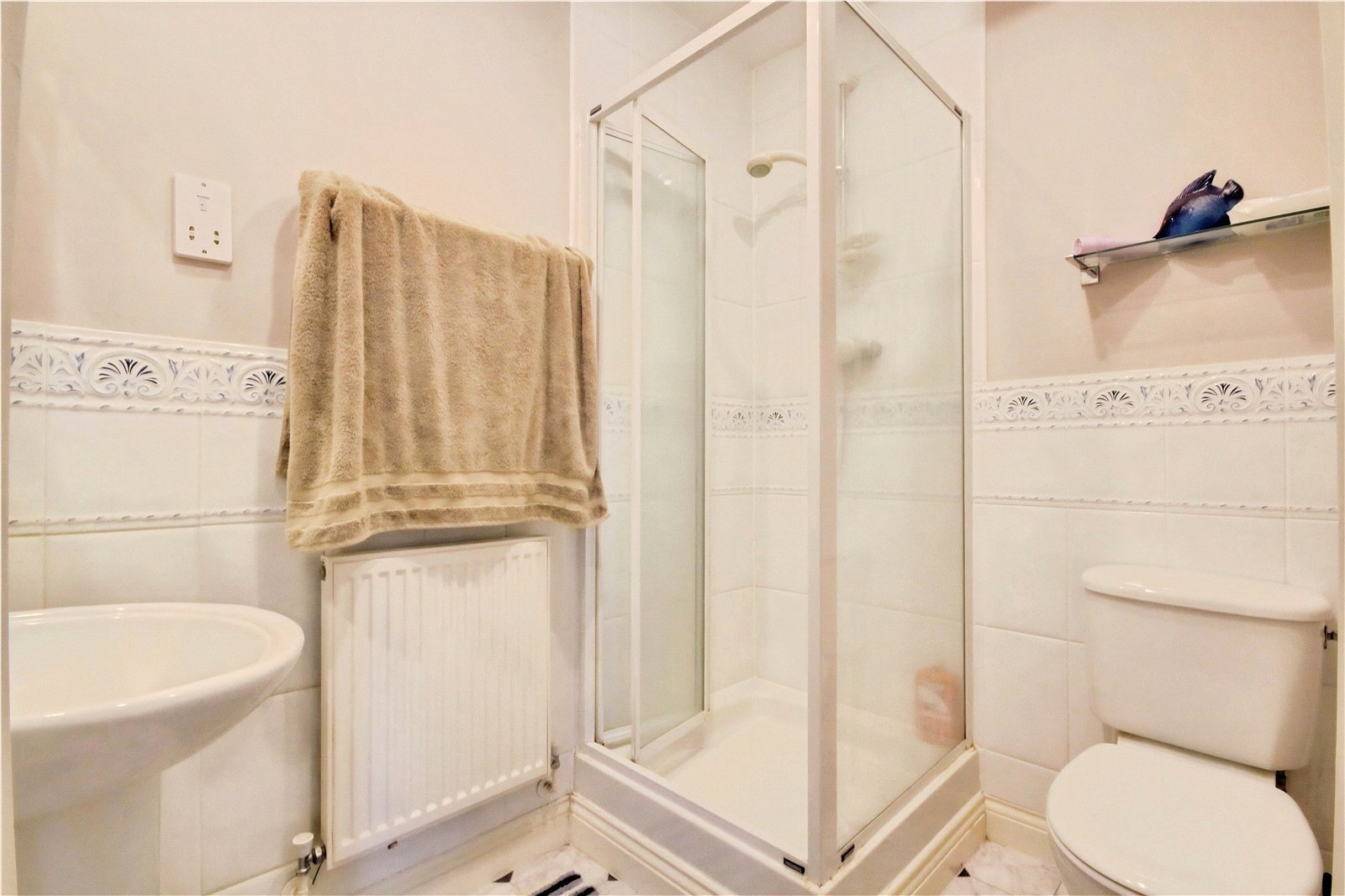 4 bedroom House to let in Reading, Berkshire