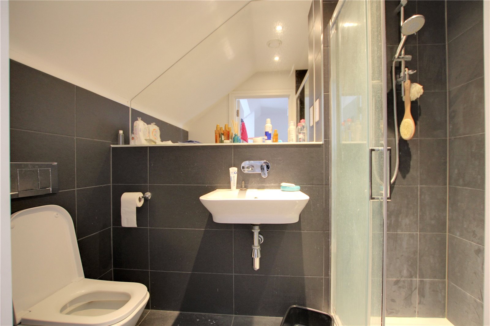 3 bedroom House to let in Reading