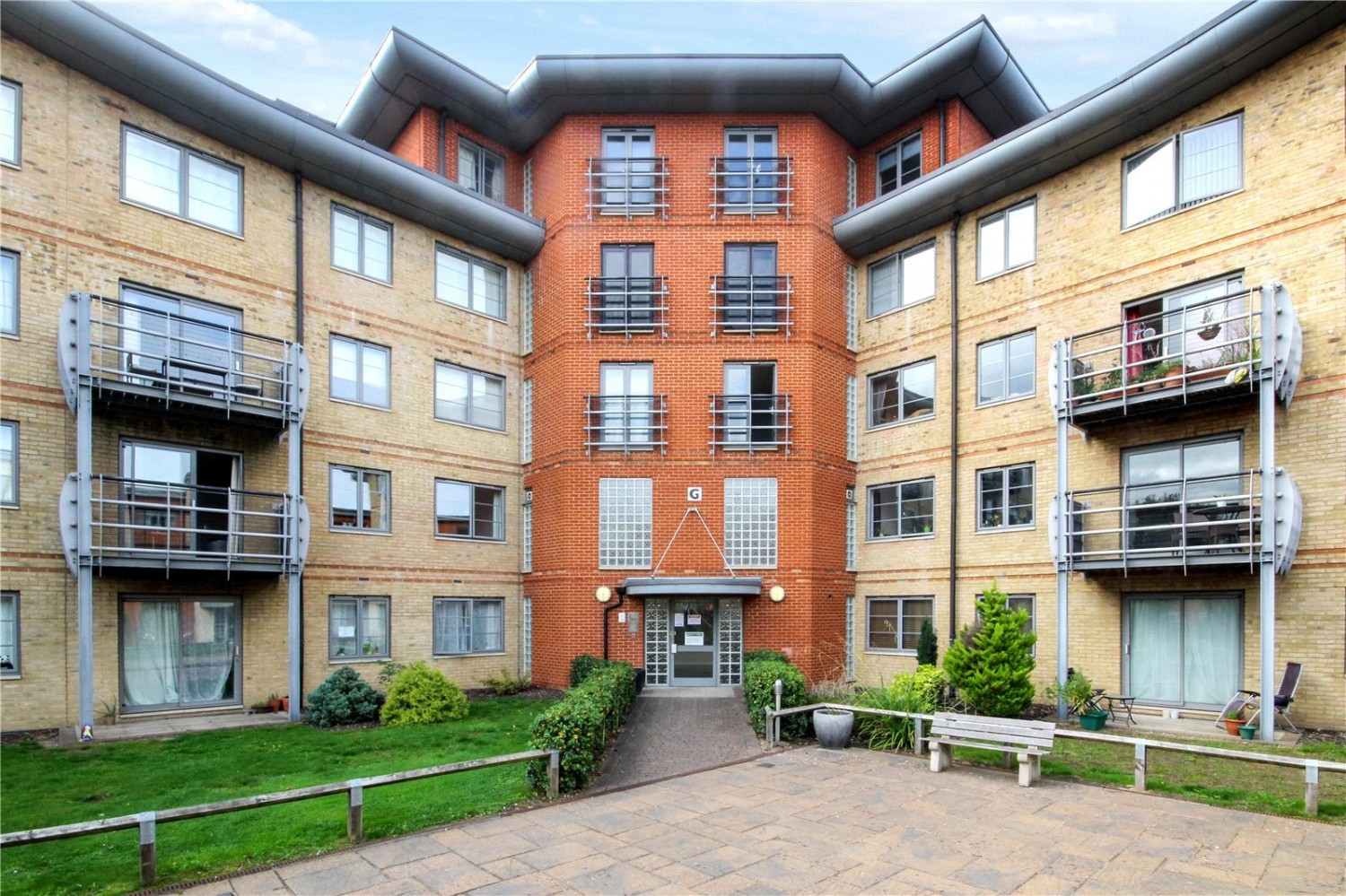 Jubilee Square, Reading, Berkshire