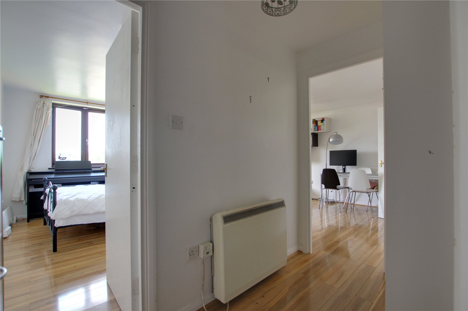 1 bedroom Flat to let in Reading