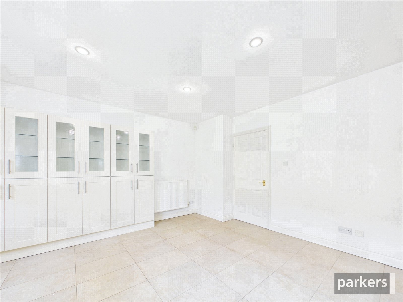 5 bedroom House to let in Reading