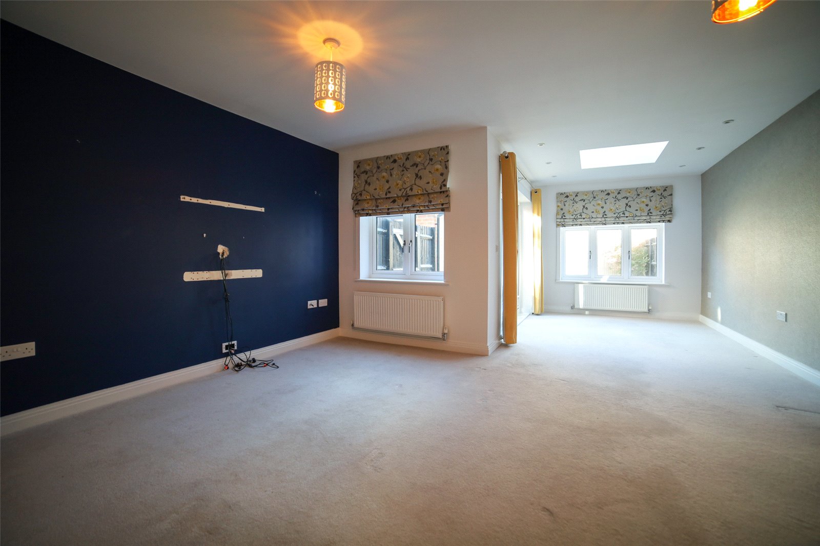 4 bedroom House to let in Earley, Reading, Berkshire