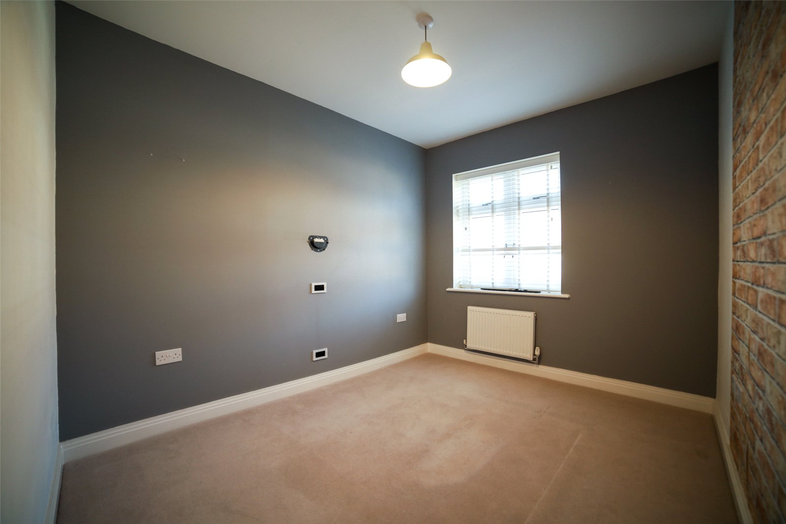 4 bedroom House to let in Earley, Reading, Berkshire