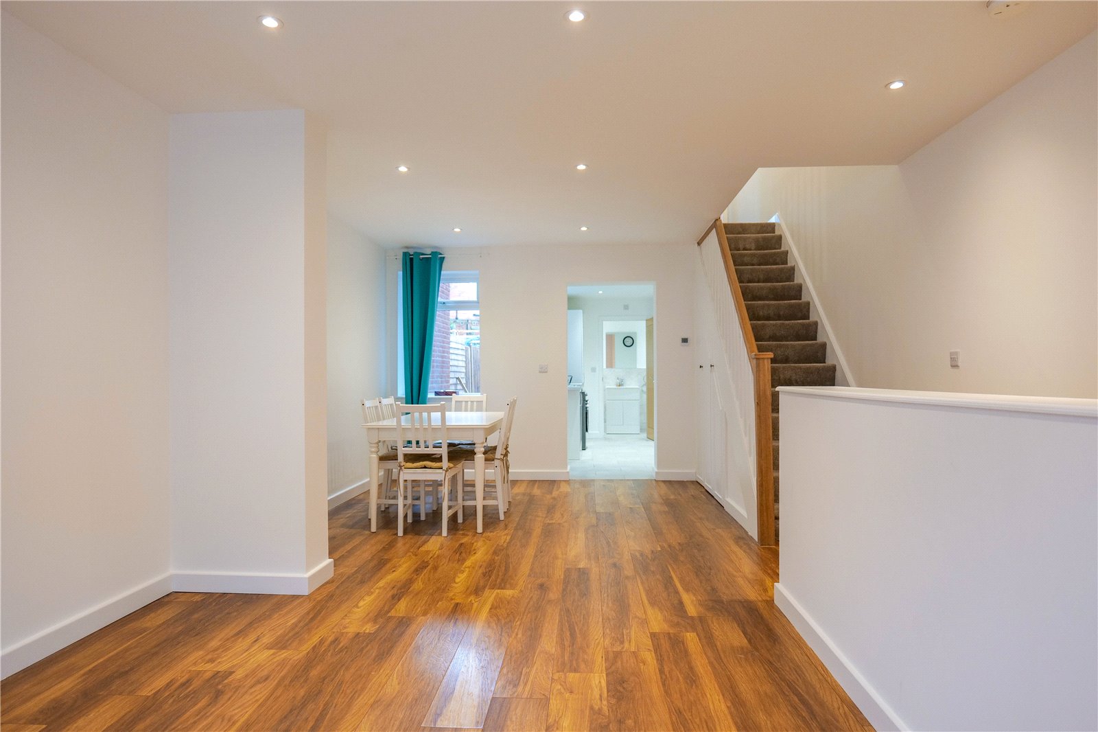 3 bedroom House to let in Reading, Berkshire