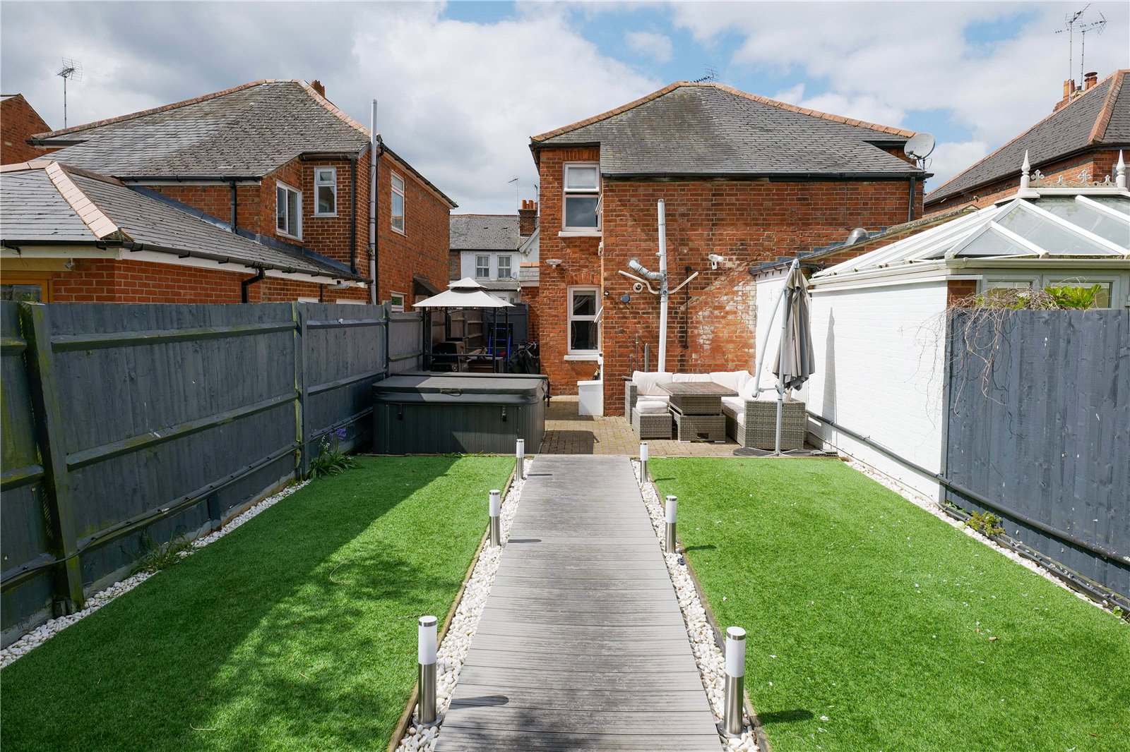 2 bedroom House to let in Caversham, Reading, Berkshire