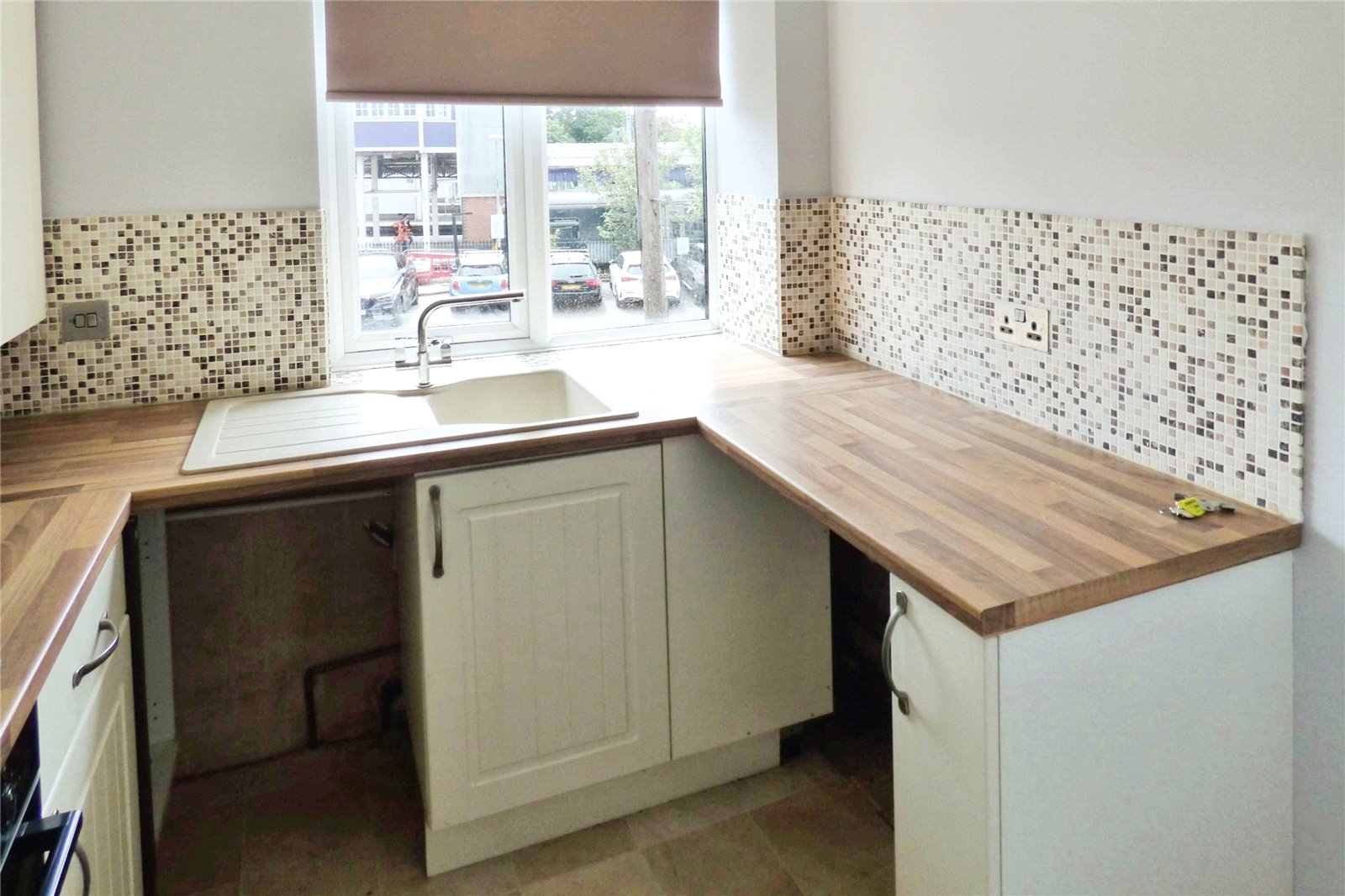 1 bedroom Flat to let in Twyford, Reading, Berkshire