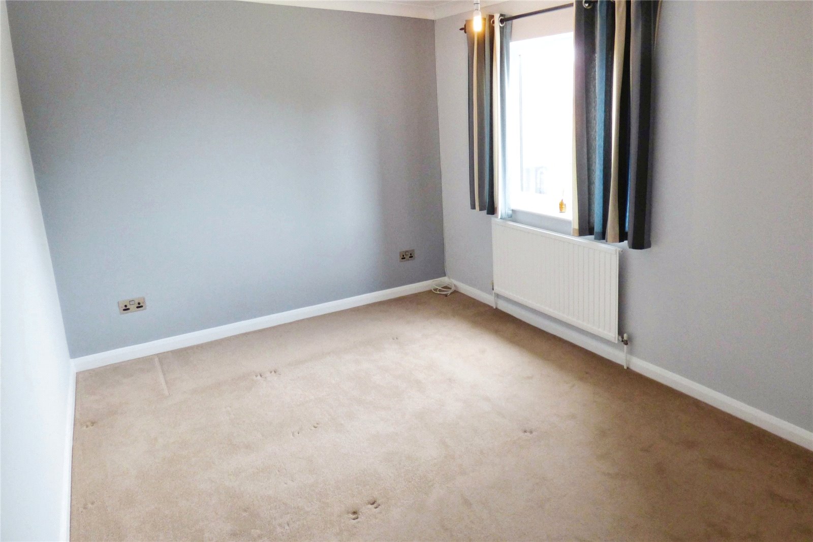 1 bedroom Flat to let in Twyford, Reading, Berkshire