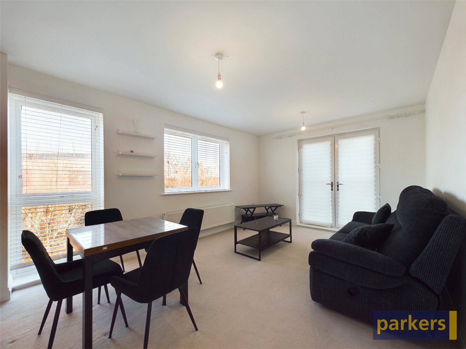 2 bedroom Flat to let in Reading, Berkshire