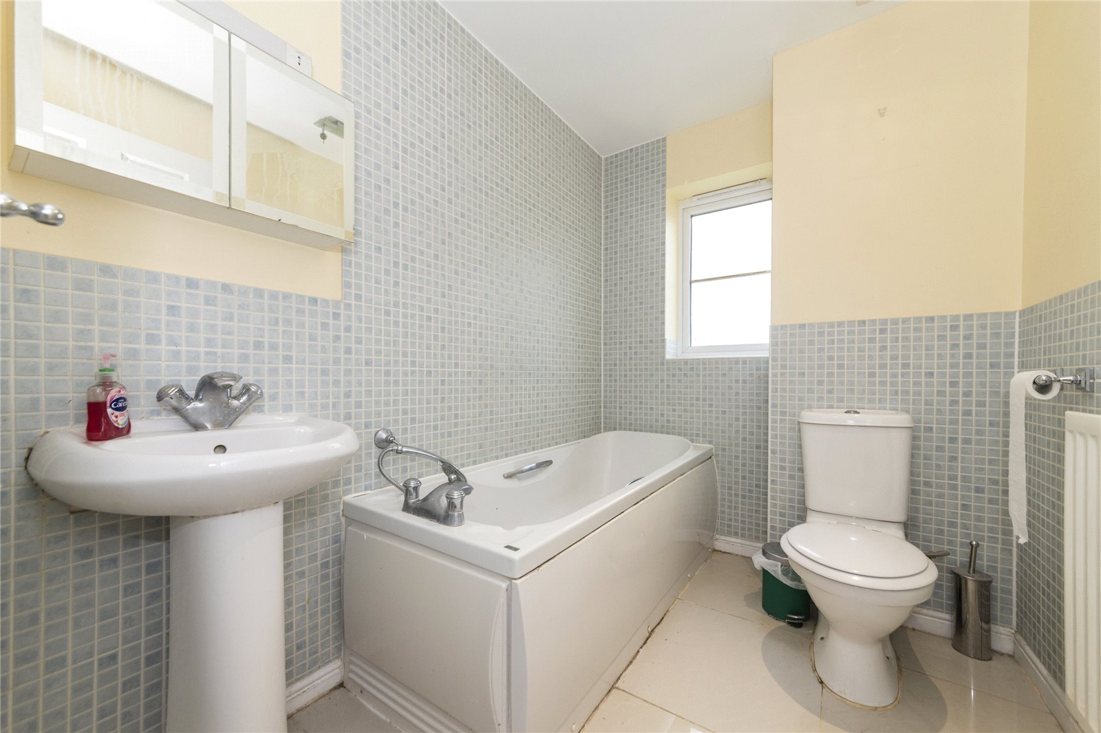 3 bedroom House to let in Earley, Reading, Berkshire
