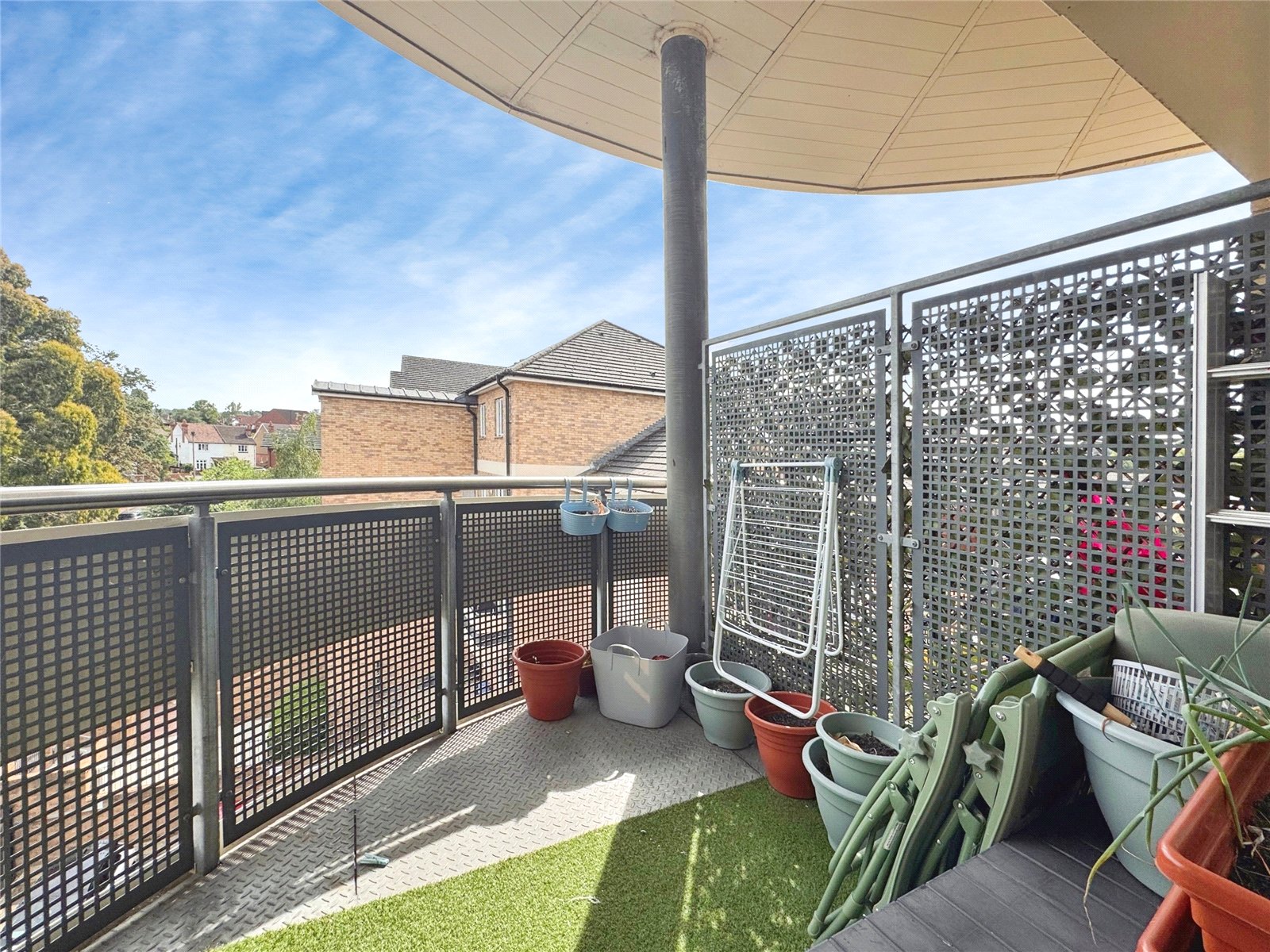 2 bedroom Flat to let in Reading, Berkshire