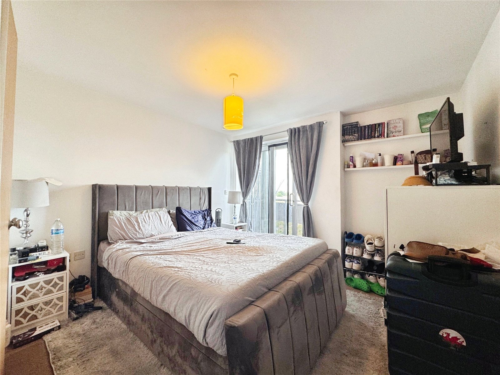 2 bedroom Flat to let in Reading, Berkshire