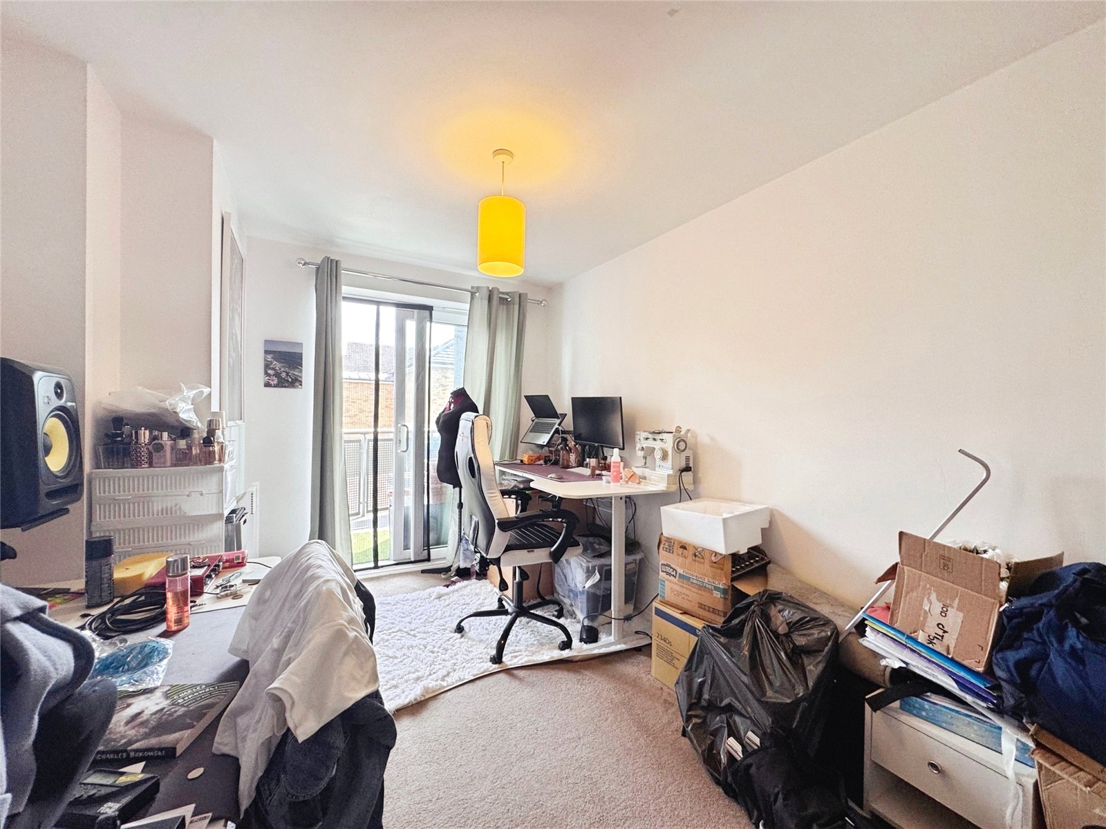 2 bedroom Flat to let in Reading, Berkshire