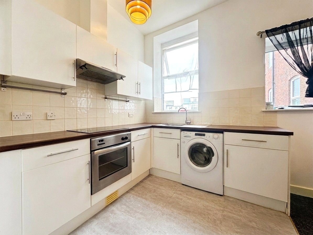 1 bedroom Flat to let in Reading, Berkshire