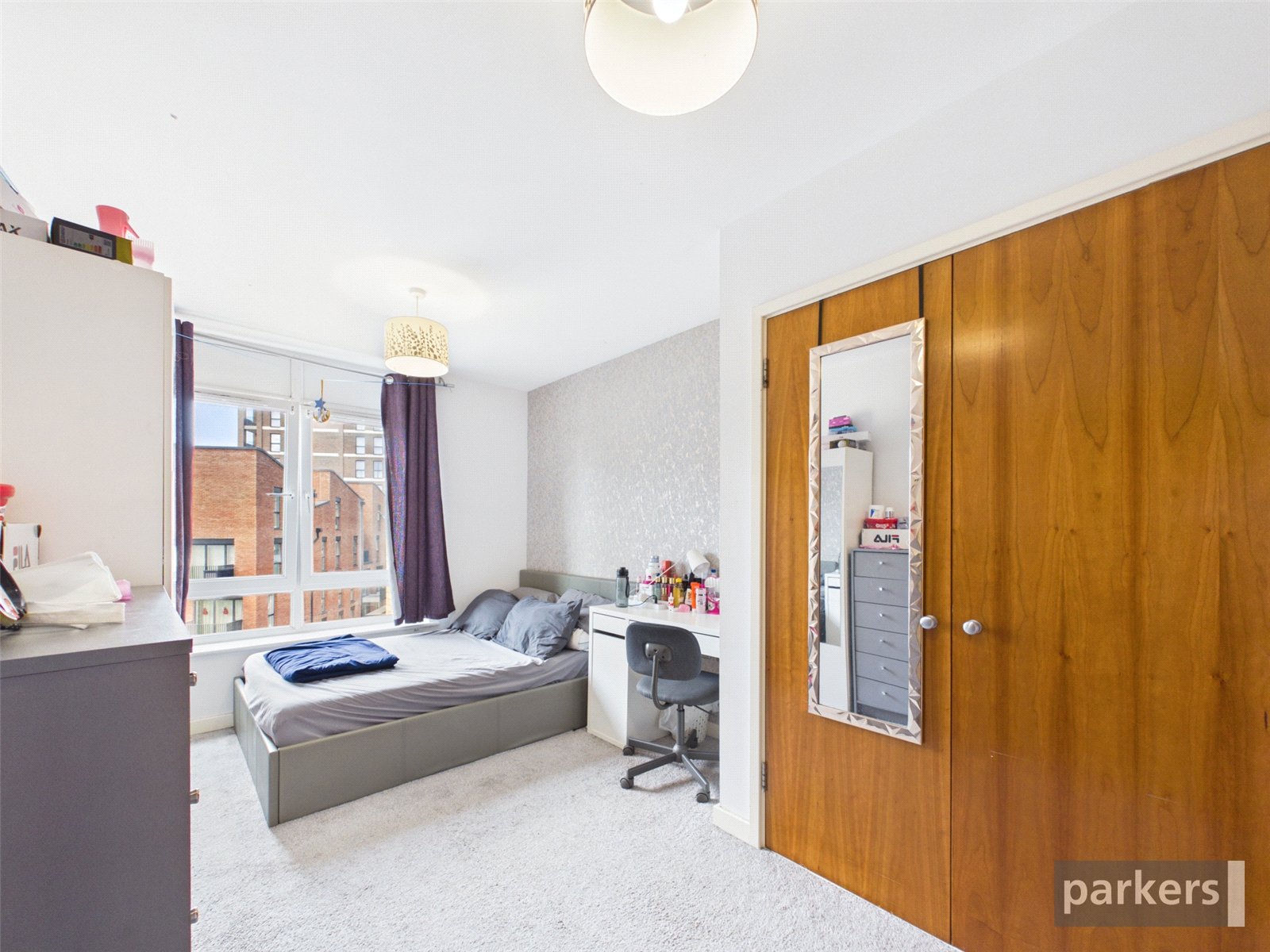 2 bedroom Flat to let in Reading, Berkshire